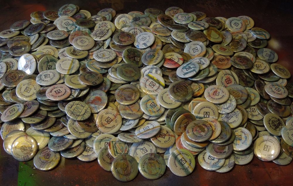 Button 2